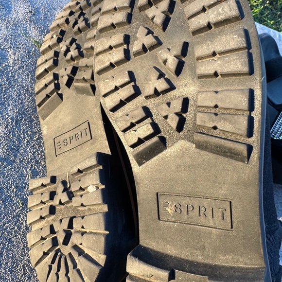 🎄Closet Blowout - Picture 5 of 6